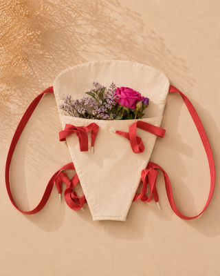 Limited Edition Bouquet Bag - Strawberries and cream